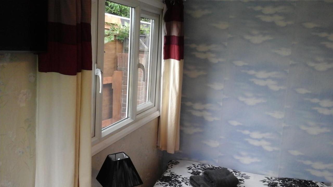 Elm House Accommodation Wisbech Exteriör bild