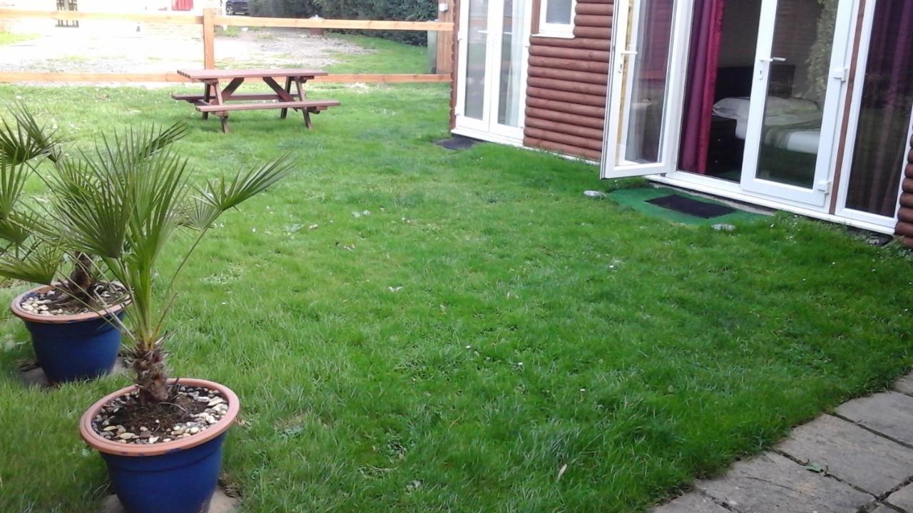 Elm House Accommodation Wisbech Exteriör bild